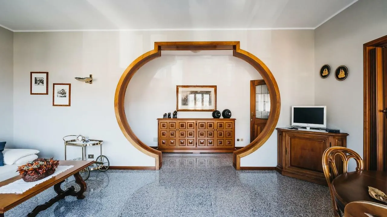 Apartment Appartamento Villa Dervio Italy